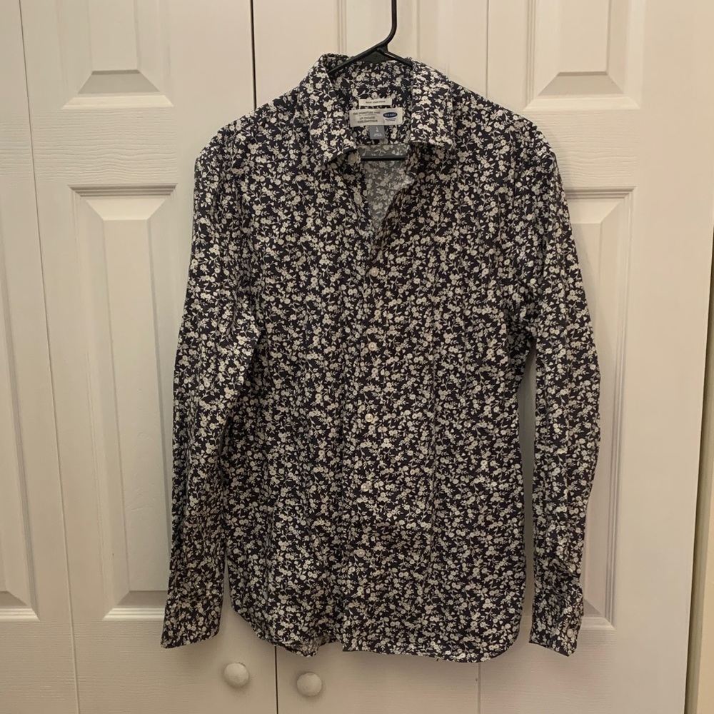 Old Navy Dark Blue and White Floral Casual Button Down Shirt